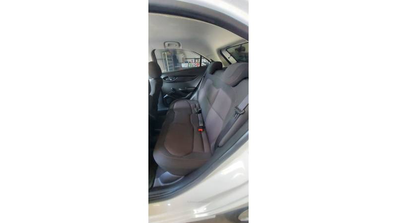 CHEVROLET - ONIX - 2016/2016 - Branca - R$ 53.900,00