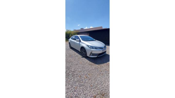 TOYOTA - COROLLA - 2019/2019 - Prata - R$ 106.900,00