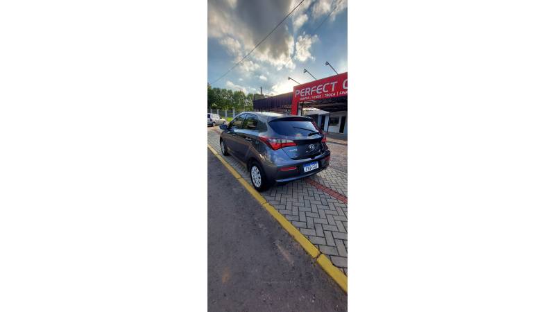 HYUNDAI - HB20 - 2018/2019 - Cinza - R$ 56.500,00