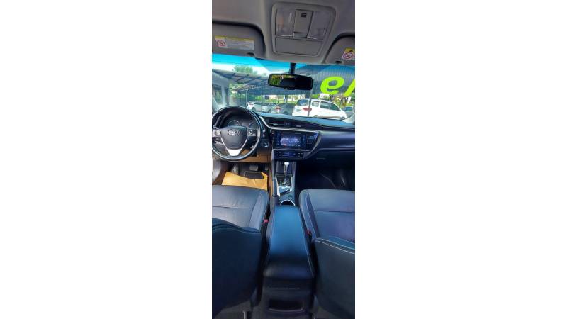 TOYOTA - COROLLA - 2019/2019 - Branca - R$ 108.500,00