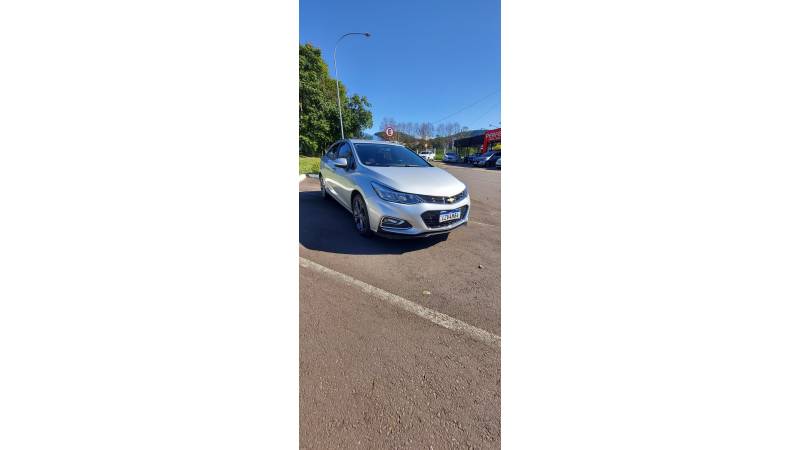 CHEVROLET - CRUZE - 2019/2019 - Prata - R$ 90.000,00
