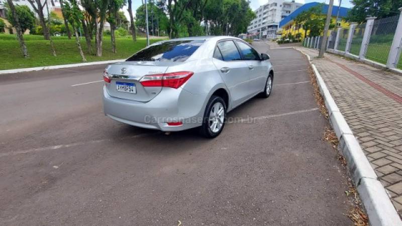TOYOTA - COROLLA - 2015/2016 - Prata - Sob Consulta
