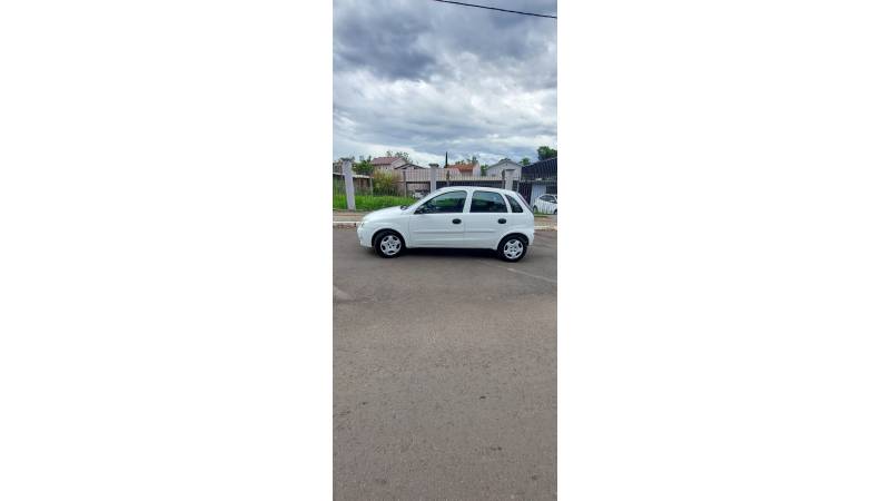 CHEVROLET - CORSA - 2012/2012 - Branca - R$ 36.900,00