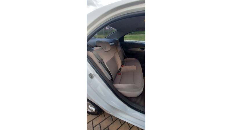 CHEVROLET - COBALT - 2014/2014 - Branca - R$ 46.000,00
