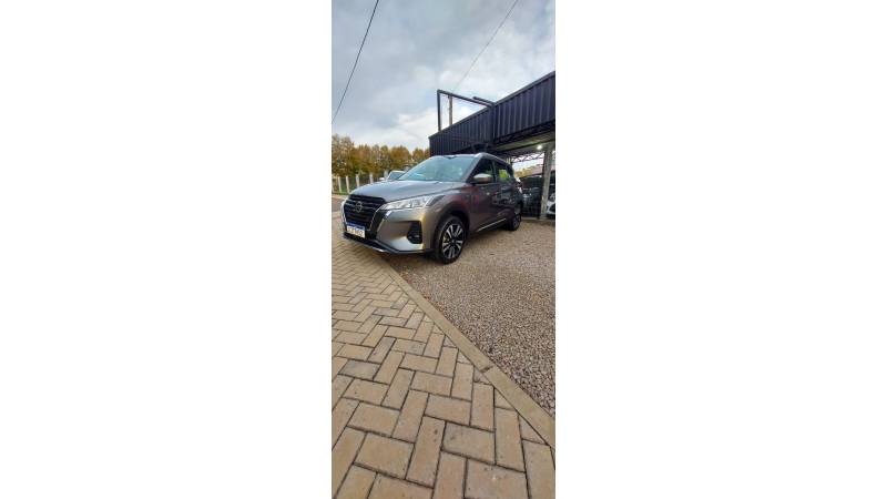 NISSAN - KICKS - 2022/2022 - Cinza - R$ 101.000,00