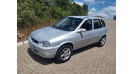 CHEVROLET - CORSA - 2002/2002 - Prata - R$ 16.800,00