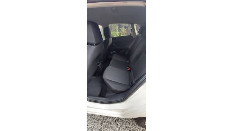 VOLKSWAGEN - POLO - 2020/2021 - Branca - R$ 75.900,00