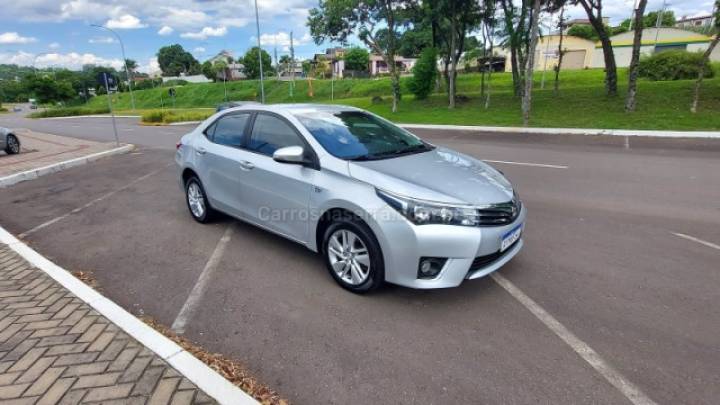 TOYOTA - COROLLA - 2015/2016 - Prata - Sob Consulta