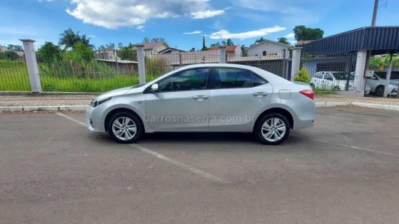 TOYOTA - COROLLA - 2015/2016 - Prata - Sob Consulta