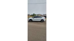 CHEVROLET - CRUZE - 2022/2022 - Branca - R$ 115.900,00