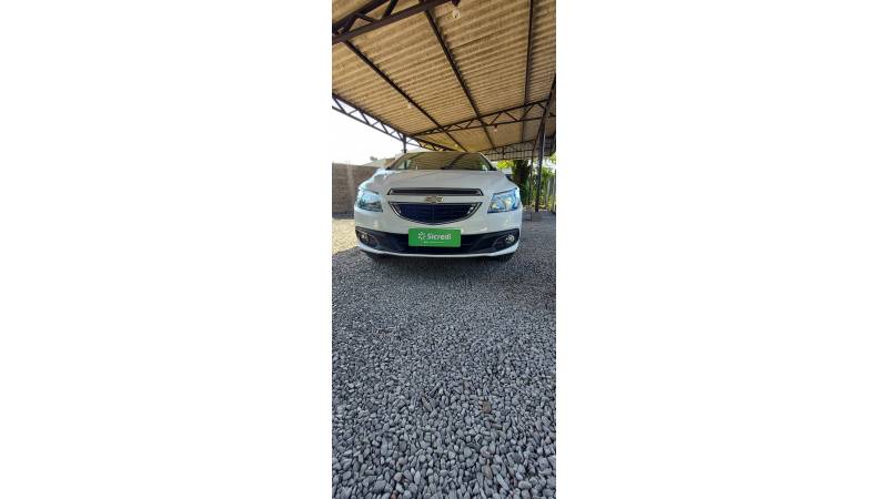 CHEVROLET - ONIX - 2016/2016 - Branca - R$ 58.900,00