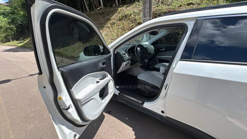 JEEP - COMPASS - 2018/2018 - Branca - R$ 94.000,00