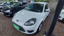 FORD - KA - 2012/2013 - Branca - R$ 29.500,00