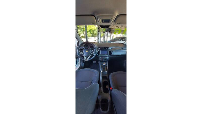CHEVROLET - ONIX - 2016/2016 - Branca - R$ 58.900,00