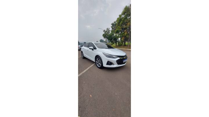 CHEVROLET - CRUZE - 2022/2022 - Branca - R$ 115.900,00