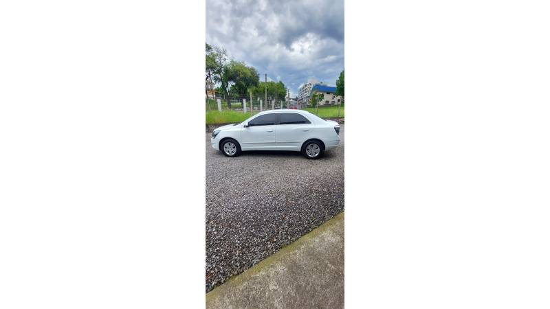 CHEVROLET - COBALT - 2014/2014 - Branca - R$ 46.900,00