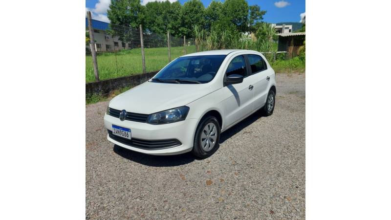 VOLKSWAGEN - GOL - 2015/2015 - Branca - R$ 43.900,00