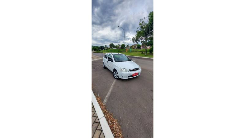 CHEVROLET - CORSA - 2012/2012 - Branca - R$ 36.900,00