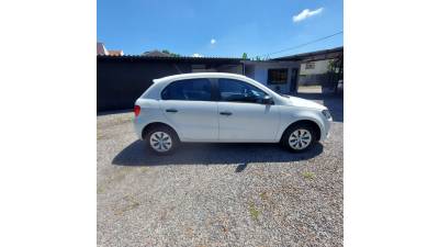 VOLKSWAGEN - GOL - 2015/2015 - Branca - R$ 43.900,00