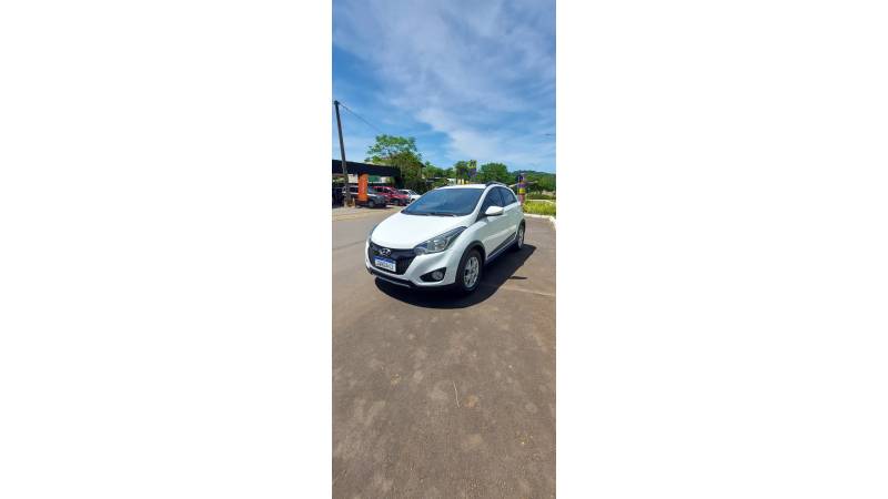 HYUNDAI - HB20X - 2015/2015 - Branca - R$ 56.900,00