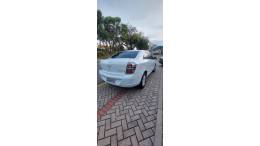 CHEVROLET - COBALT - 2014/2014 - Branca - R$ 46.000,00