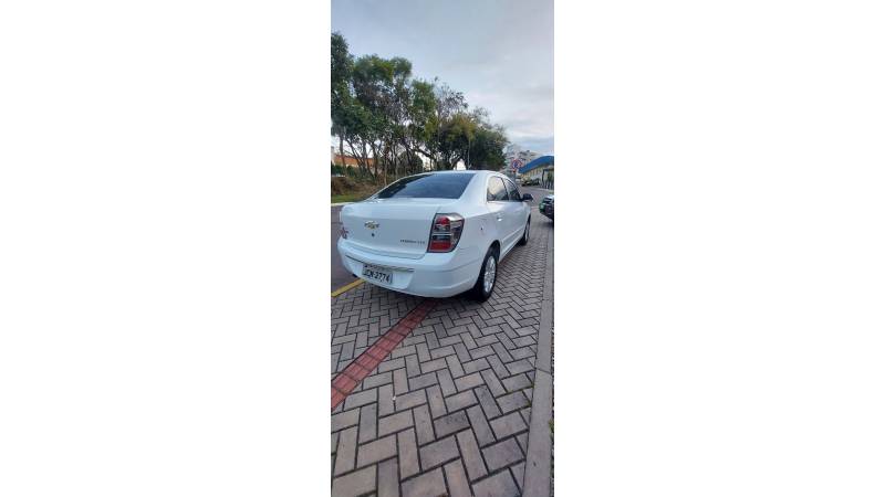 CHEVROLET - COBALT - 2014/2014 - Branca - R$ 46.000,00