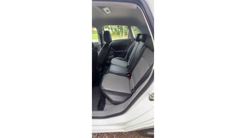 VOLKSWAGEN - POLO - 2020/2020 - Branca - R$ 80.000,00