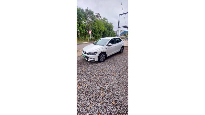 VOLKSWAGEN - POLO - 2020/2020 - Branca - R$ 80.000,00