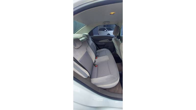CHEVROLET - COBALT - 2014/2014 - Branca - R$ 46.900,00
