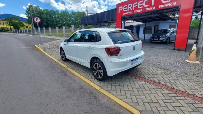 VOLKSWAGEN - POLO - 2020/2020 - Branca - R$ 84.900,00