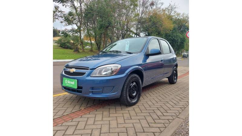 CHEVROLET - CELTA - 2014/2015 - Azul - R$ 36.900,00