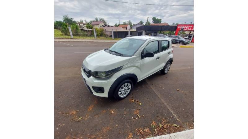 FIAT - MOBI - 2021/2022 - Branca - R$ 54.900,00