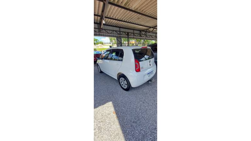 VOLKSWAGEN - UP - 2017/2017 - Branca - R$ 44.900,00